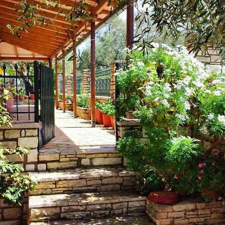 Villa Olive Garden, Kastanida - Paxoi Гайос Екстериор снимка